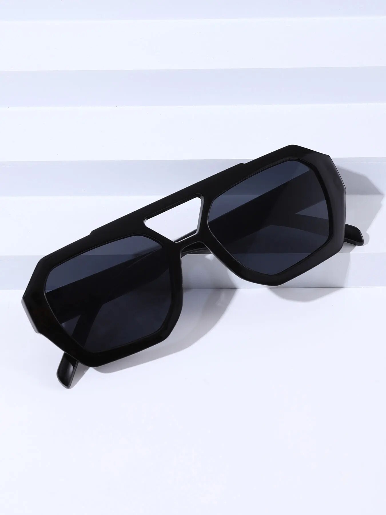Óculos de Sol Vintage Quadrado - Luxury Lifestyle Store avaliação e preço